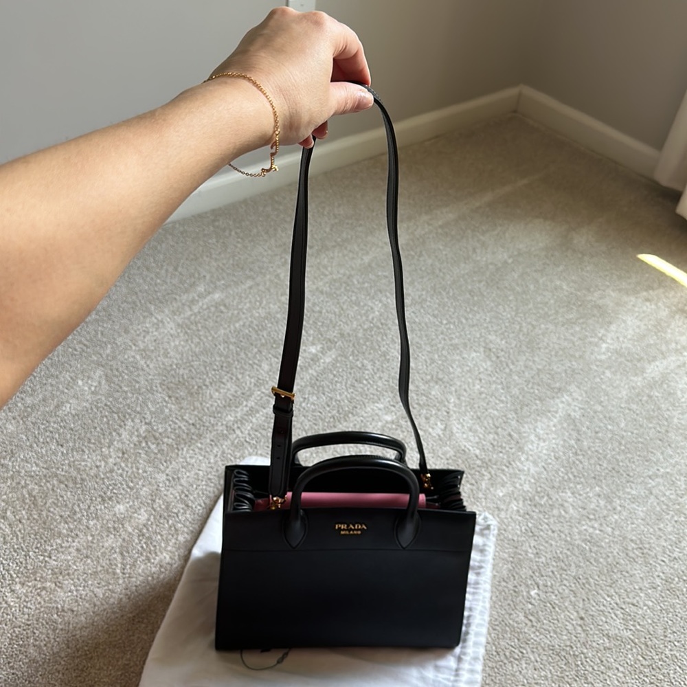 Handbag prada - Picture 7 of 7